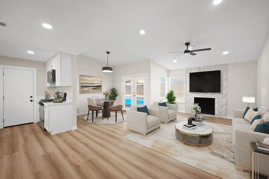 42-web-or-mls-Main Living