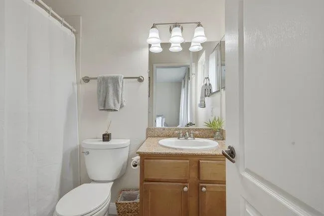 41 Grandview Street 805, Santa Cruz, California 95060