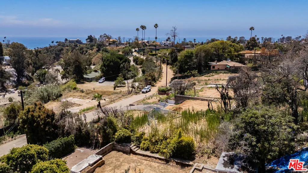 627 N Marquette Street, Pacific Palisades, California 90272 — photo 4