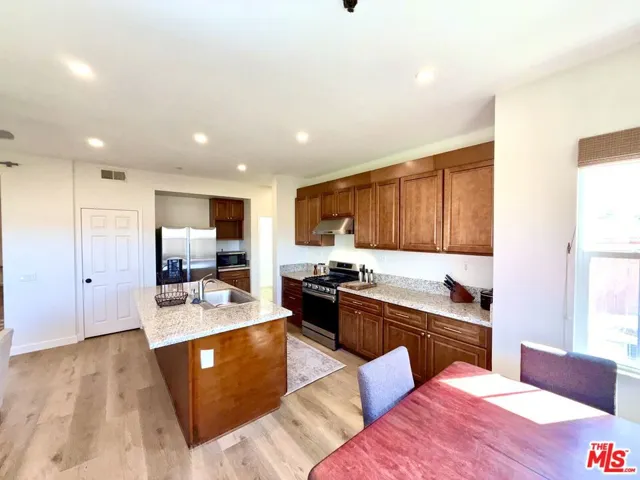 1629 Julia Way, Riverside, California 92501