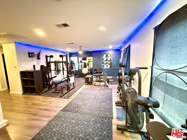 1629 Julia Way, Riverside, California 92501
