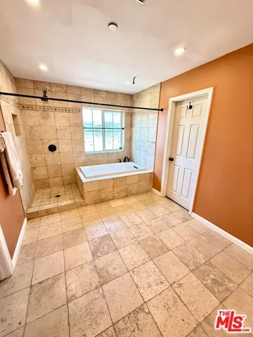 1629 Julia Way, Riverside, California 92501