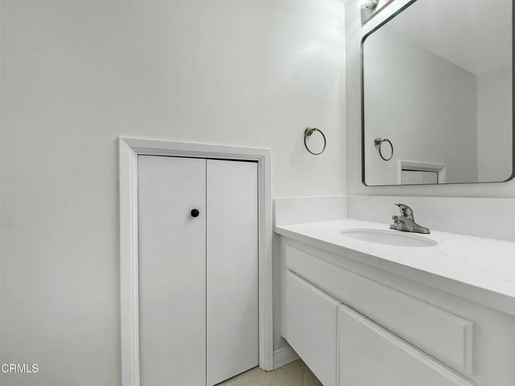 Fairesta half bathroom