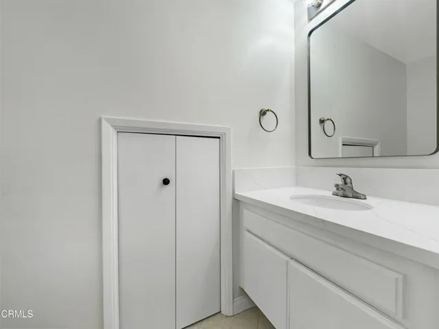 Fairesta half bathroom