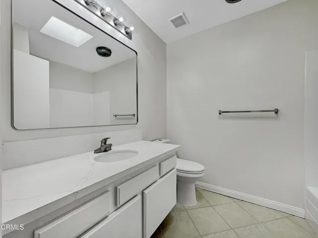 Fairesta upstairs full bathroom