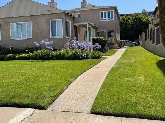 702 S Pacific Coast Highway, Redondo Beach, California 90277