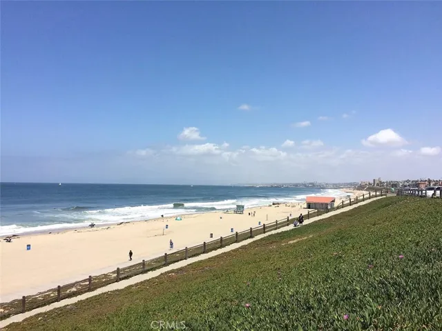 702 S Pacific Coast Highway, Redondo Beach, California 90277