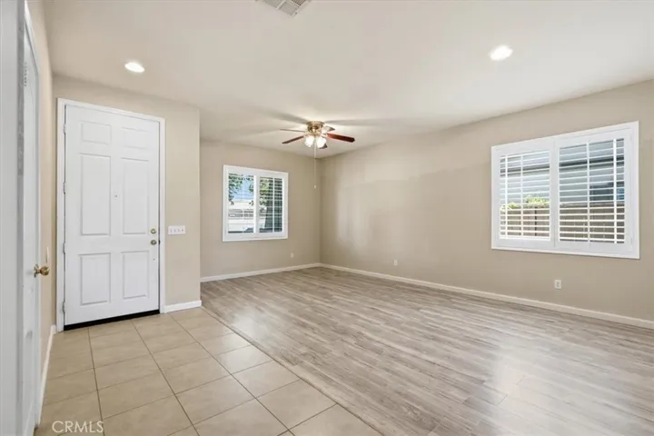 32831 Aden, Temecula, California 92592