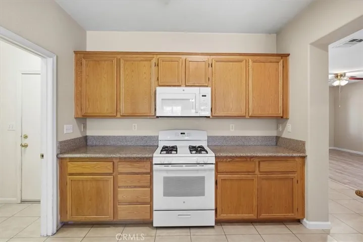 32831 Aden, Temecula, California 92592