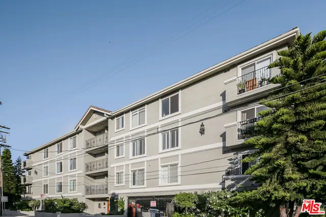2308 Schader Drive 211, Santa Monica, California 90404