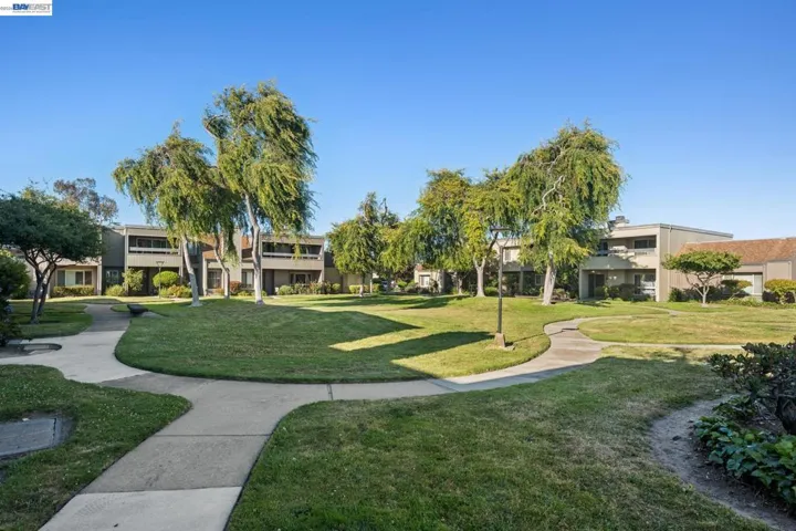 3430 Camanoe Ln, Alameda, California 94502