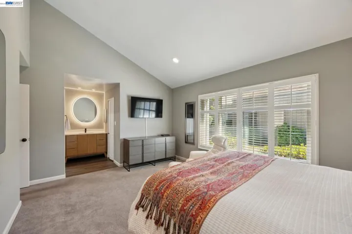 3430 Camanoe Ln, Alameda, California 94502
