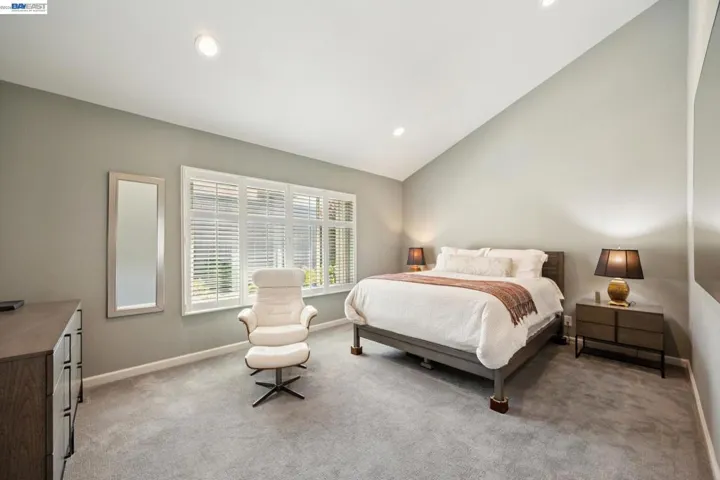 3430 Camanoe Ln, Alameda, California 94502