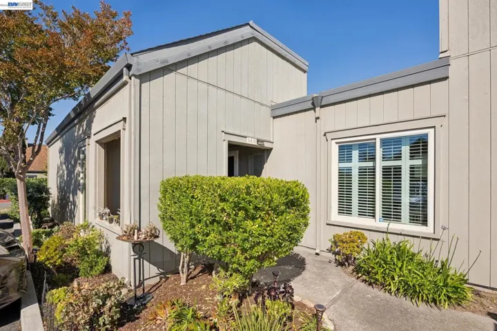 3430 Camanoe Ln, Alameda, California 94502