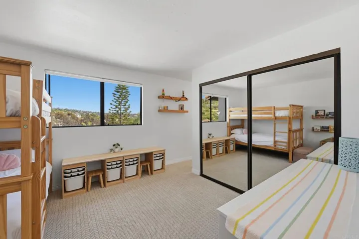 2372 Altisma Way C, Carlsbad, California 92009