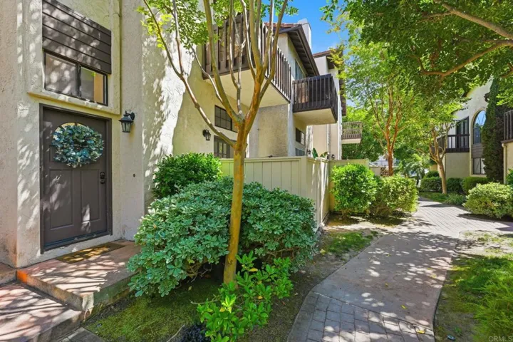 2372 Altisma Way C, Carlsbad, California 92009
