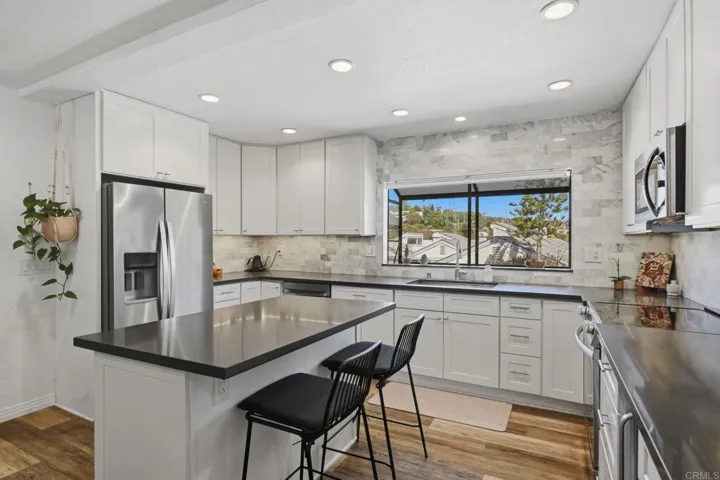 2372 Altisma Way C, Carlsbad, California 92009