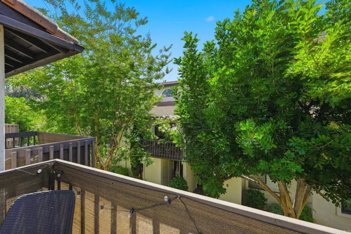 2372 Altisma Way C, Carlsbad, California 92009