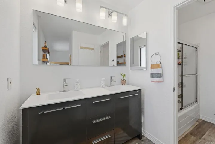 2372 Altisma Way C, Carlsbad, California 92009