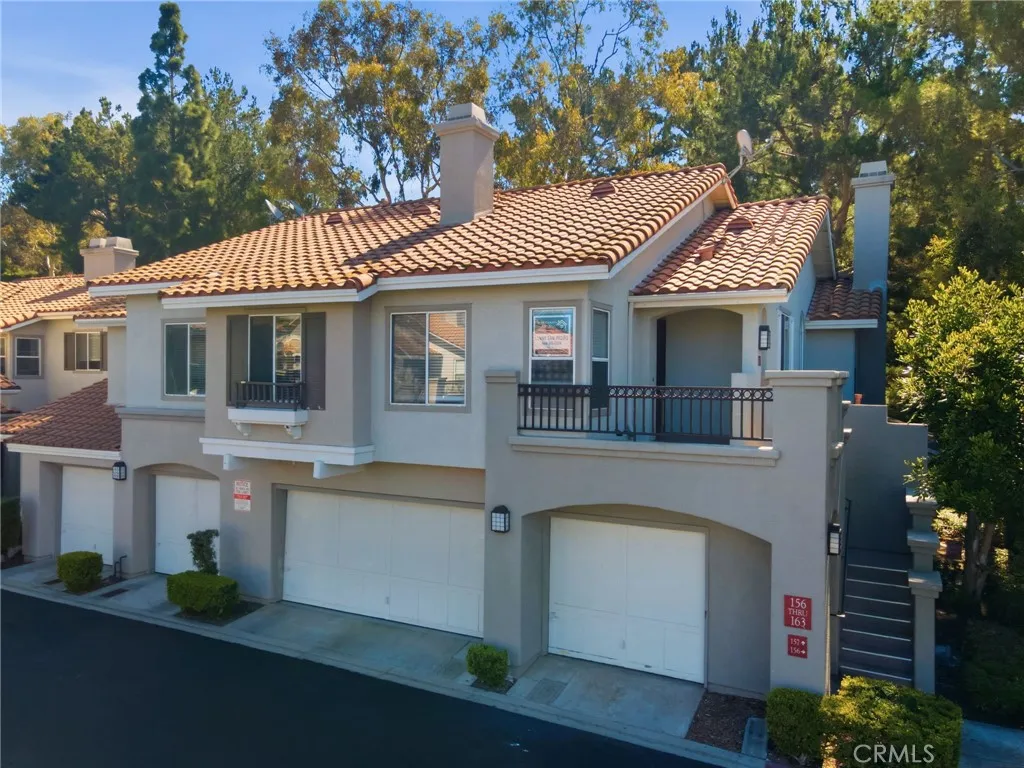 157 California Ct