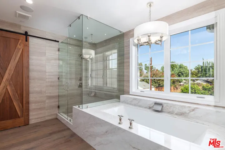 5054 Haskell Avenue, Encino, California 91436