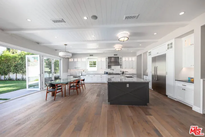 5054 Haskell Avenue, Encino, California 91436