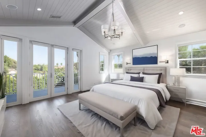 5054 Haskell Avenue, Encino, California 91436