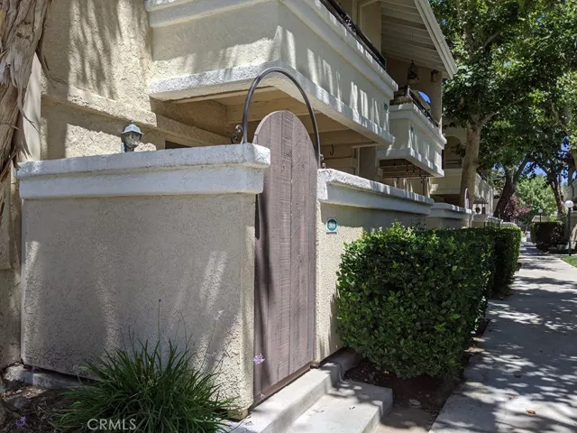 27240 Luther Drive 509, Canyon Country, California 91351