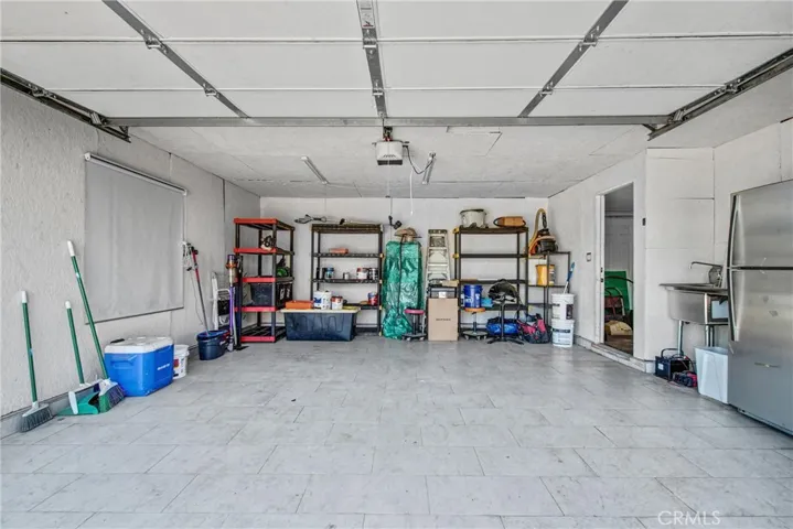 8139 Jellico Avenue, Northridge, California 91325