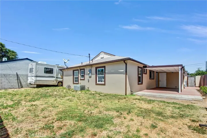 8139 Jellico Avenue, Northridge, California 91325