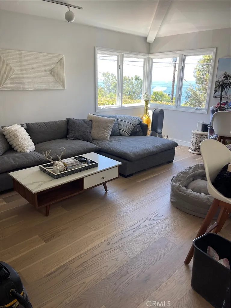 2nd Living Room