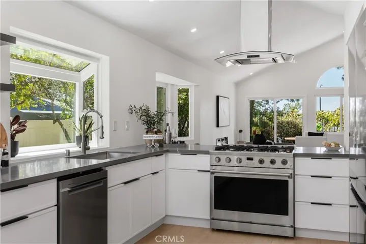 28265 La Bajada, Laguna Niguel, California 92677