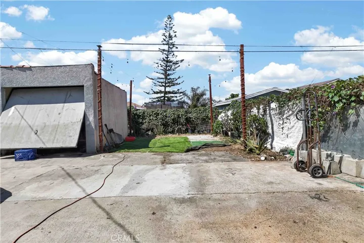 321 E 119th, Los Angeles, California 90061