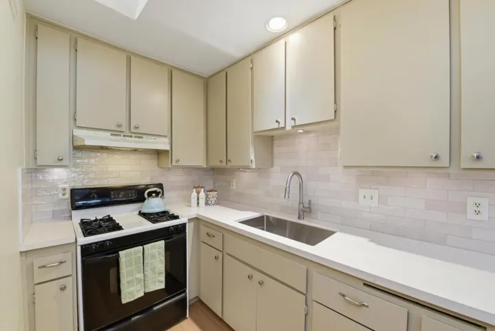 520 Felix Way, San Jose, California 95125