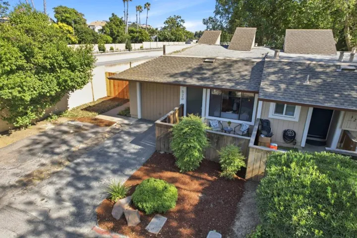 Single level space with large yard.