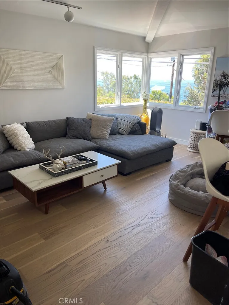 2nd Living Room