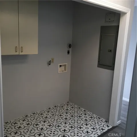 Large Laundry
