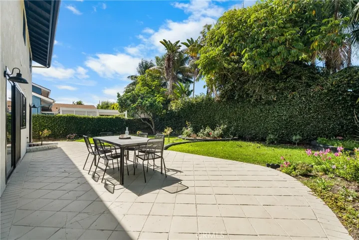 10091 Edye Drive, Huntington Beach, California 92646