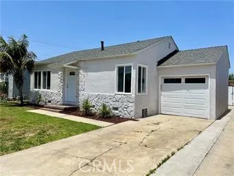 Attached Garage