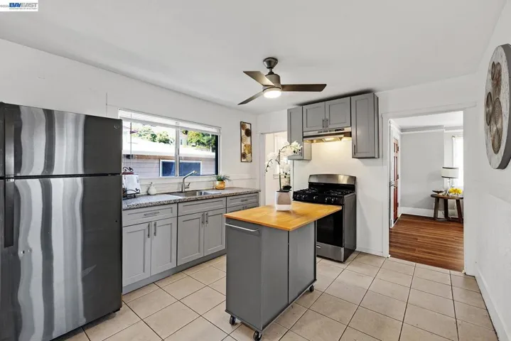 415 Napa Street, Vallejo, California 94590