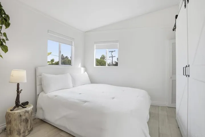 170 Diana Street, Encinitas, California 92024