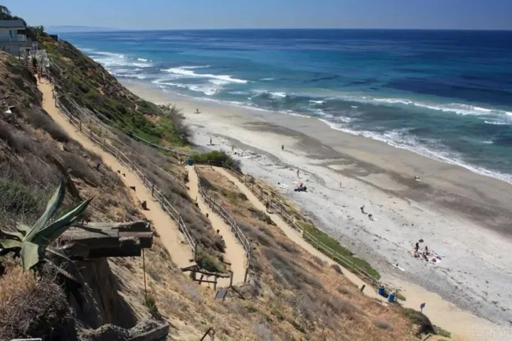 170 Diana Street, Encinitas, California 92024