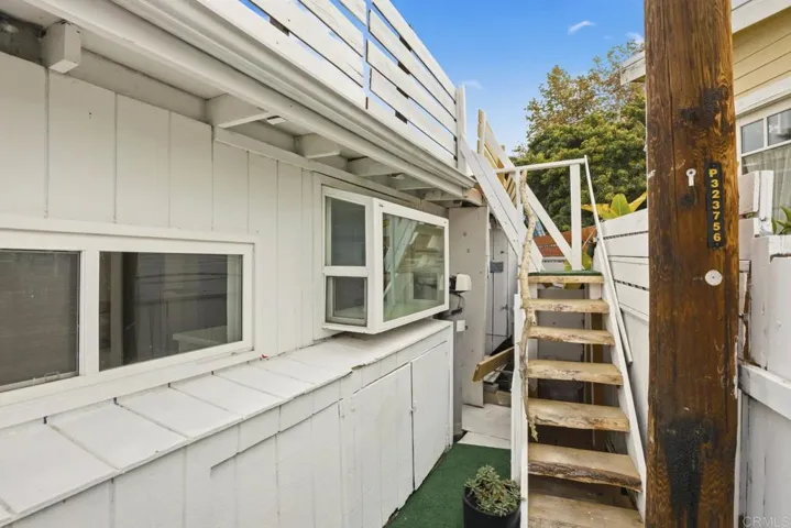170 Diana Street, Encinitas, California 92024