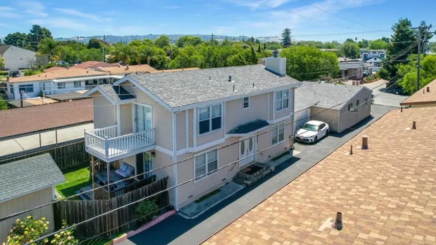 204 Sunset Boulevard, Hayward, California 94541
