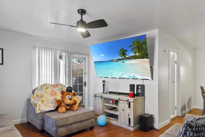 204 Sunset Boulevard, Hayward, California 94541