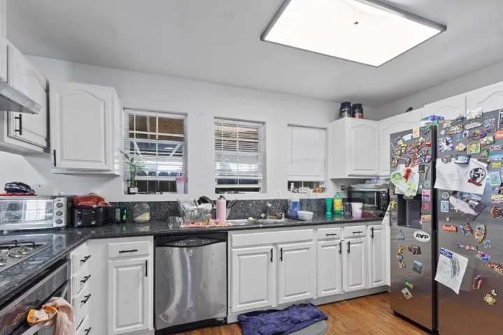 204 Sunset Boulevard, Hayward, California 94541