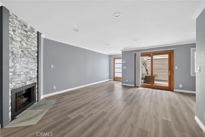 2016 Euclid Street 6, Santa Monica, California 90405
