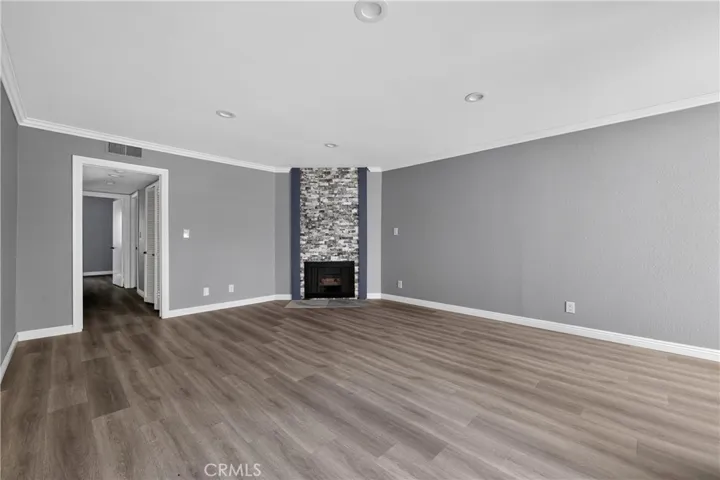 2016 Euclid Street 6, Santa Monica, California 90405