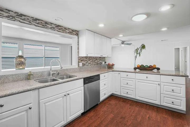 3439 Don Lorenzo Drive, Carlsbad, California 92010