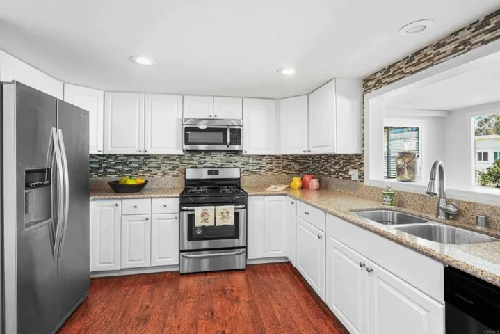 3439 Don Lorenzo Drive, Carlsbad, California 92010